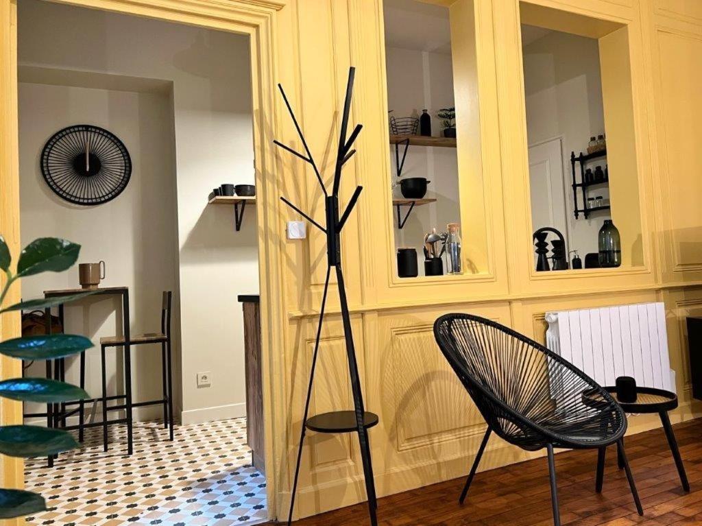 Апартаменты Le Boudoir De Clem Чалон-Сур-Салне Экстерьер фото